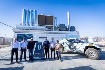 ENOWA debuts hydrogen mobile fuel cell system for Extreme E at NEOM