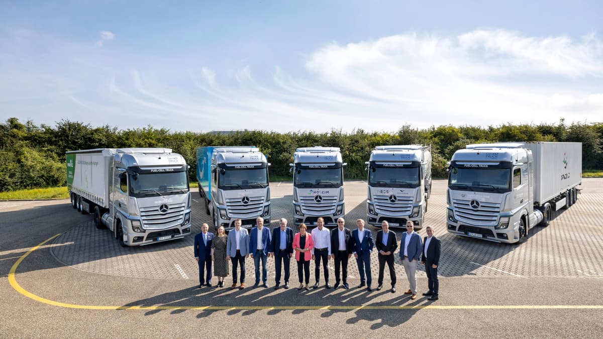 Expanding Hydrogen Refuelling Stations: INEOS Inovyn's Perspective on Daimler Truck Trials